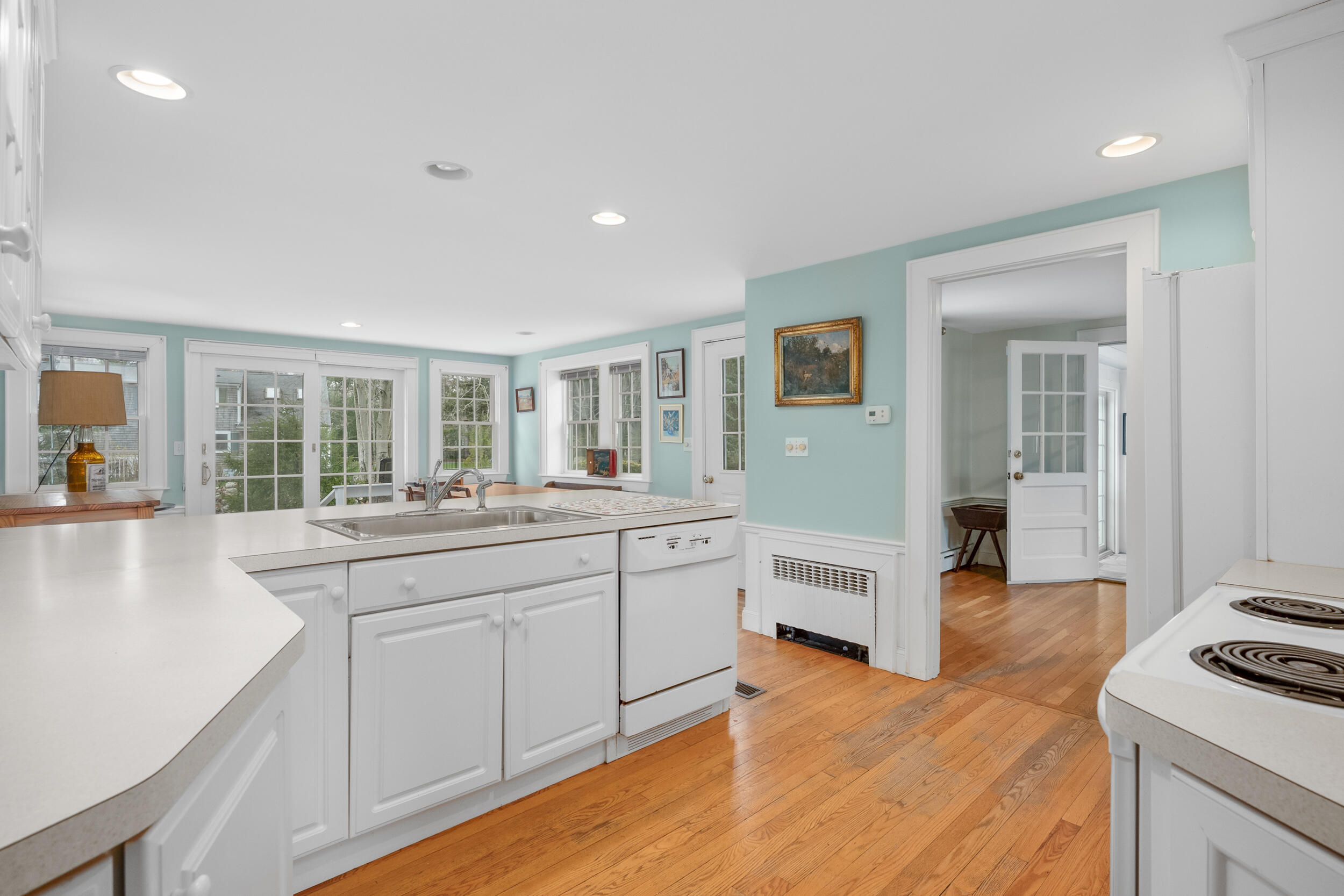 278 Riverview Lane Centerville, MA 02632 - Photo 15 of 50 Kitchen