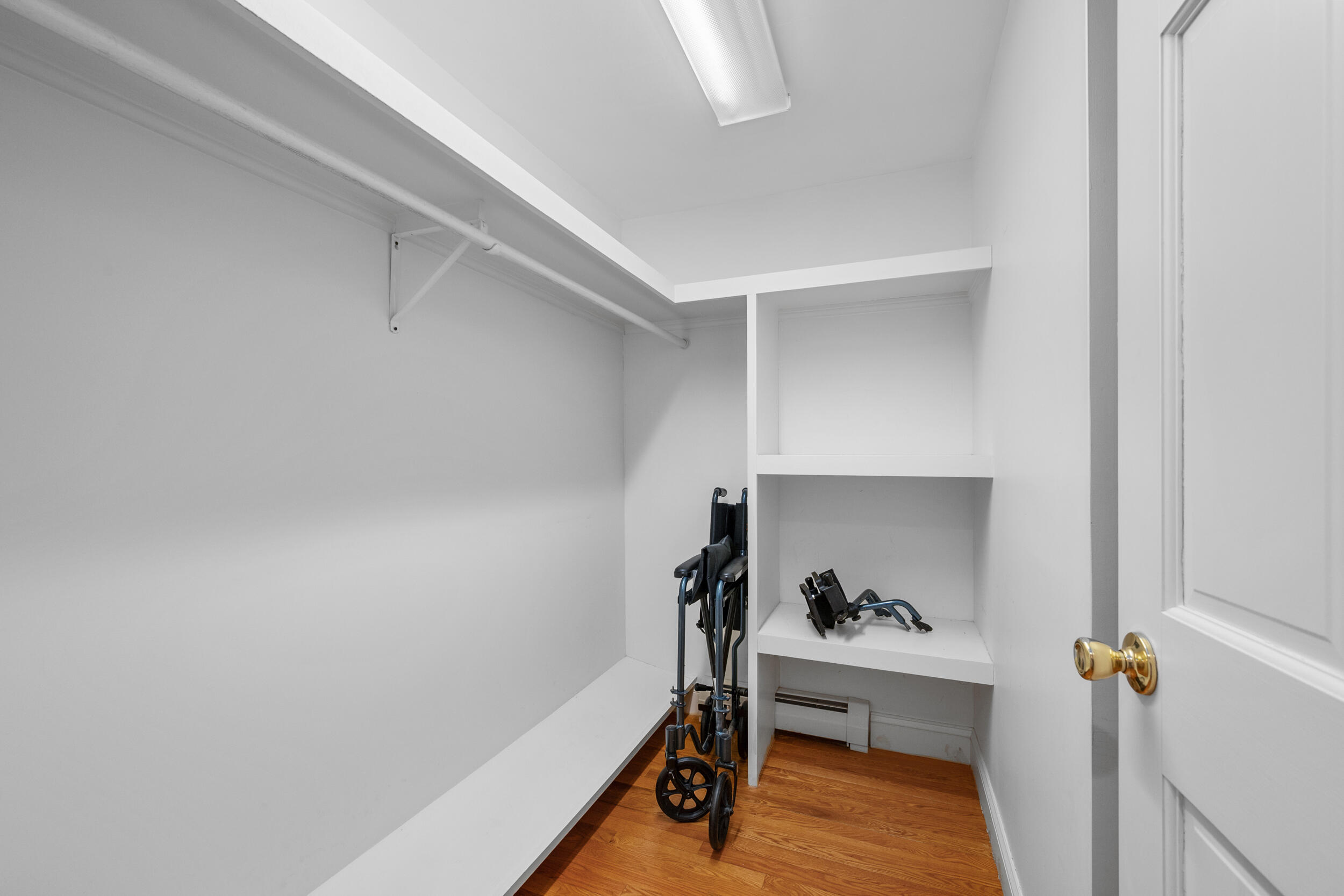 278 Riverview Lane Centerville, MA 02632 - Photo 22 of 50 Walk-in Closet