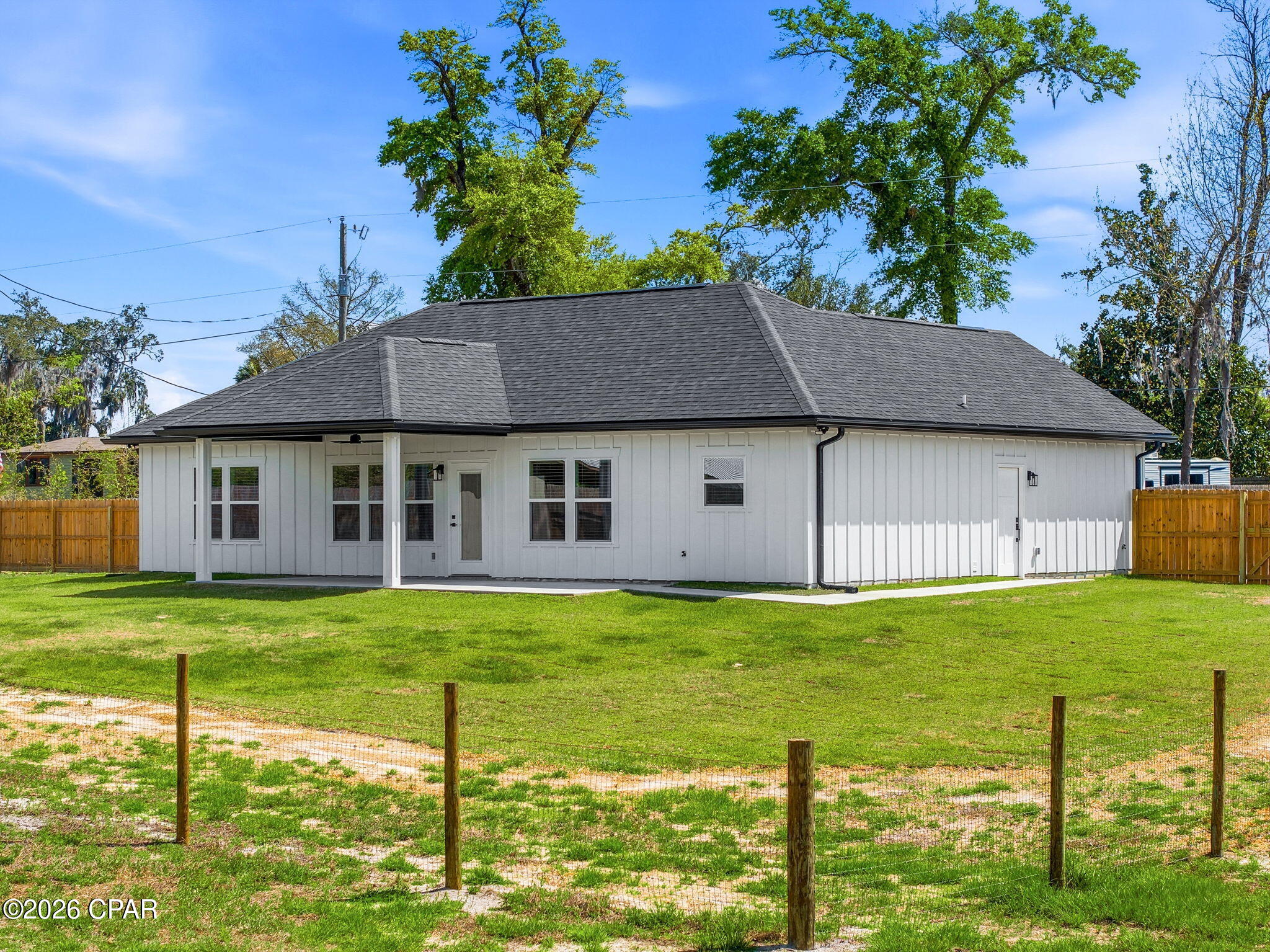 4025 Kirkpatrick Road Southport, FL 32409 - Photo 30 of 41