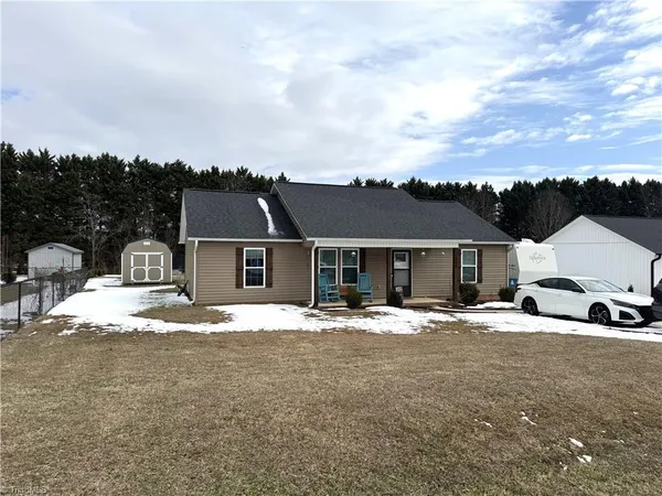 $249,900 | 5880 Oak Knoll Drive, Archdale, NC 27370