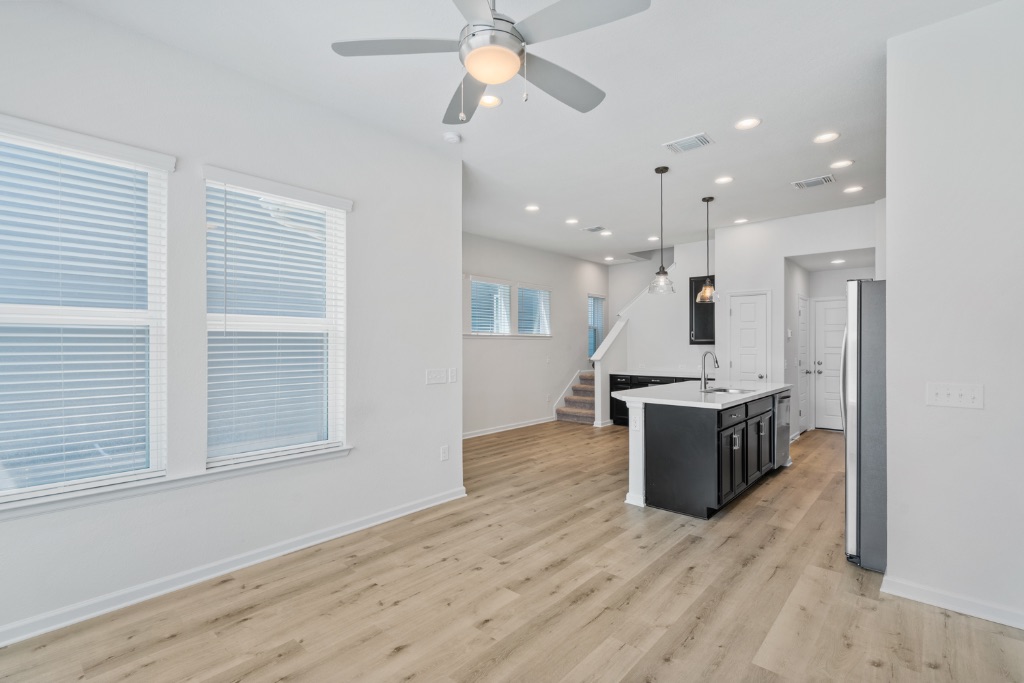 13615 Terrett Trace Austin, TX 78717 - Photo 5 of 34