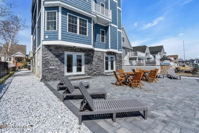 $1,399,000 | 141 Vanard Drive, Brick, NJ 08723