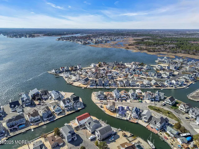 $1,399,000 | 141 Vanard Drive, Brick, NJ 08723