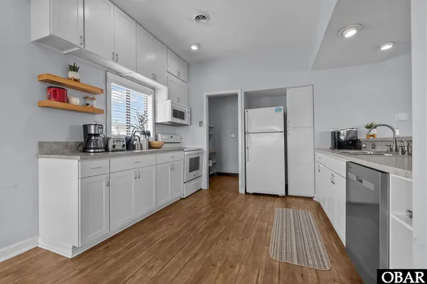 $779,000 | 110 Baker Avenue, Kill Devil Hills, NC 27948