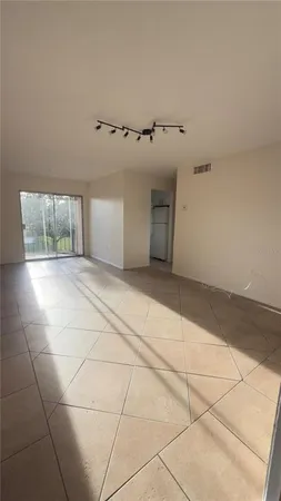 $1,600 | 1926 Honour Road, Unit 4, Orlando, FL 32839