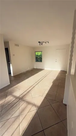 $1,600 | 1926 Honour Road, Unit 4, Orlando, FL 32839