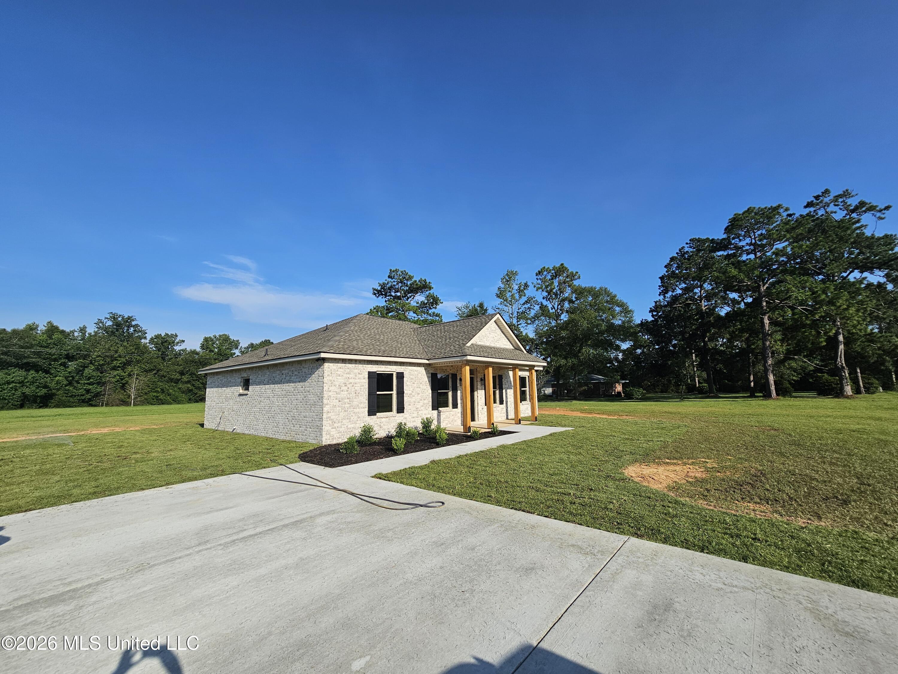 1692 Ceasar Road Carriere, MS 39426 - Photo 28 of 29 Concrete drive