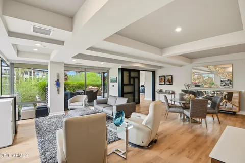 $1,890,000 | 7117 East Rancho Vista Drive, Unit 3006, Scottsdale, AZ 85251