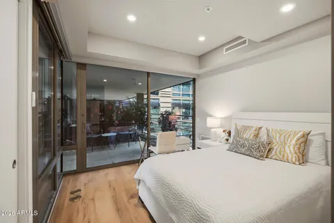 $1,890,000 | 7117 East Rancho Vista Drive, Unit 3006, Scottsdale, AZ 85251