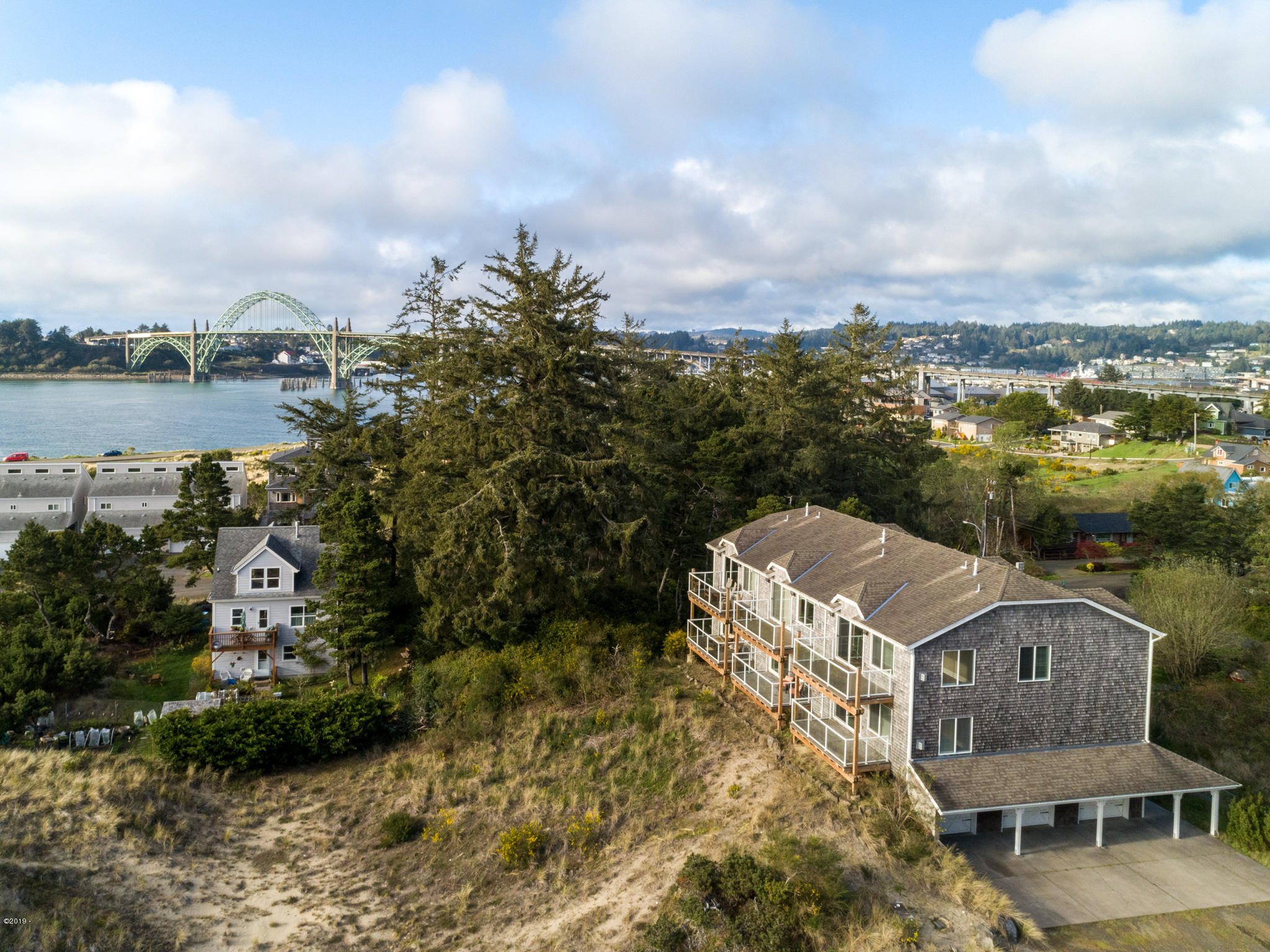 322 Southwest 30th Street Newport, OR 97366 - Photo 1 of 34 322 SW 30th St, Unit 2 - Newport, OR