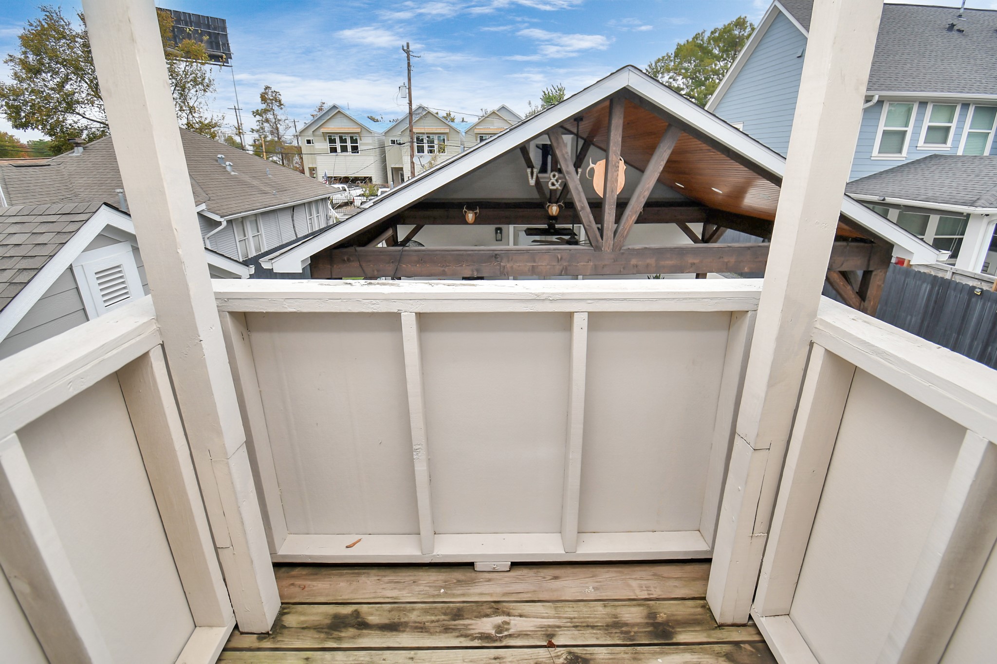 109 Amundsen Street Houston, TX 77009 - Photo 24 of 40 a view of entryway