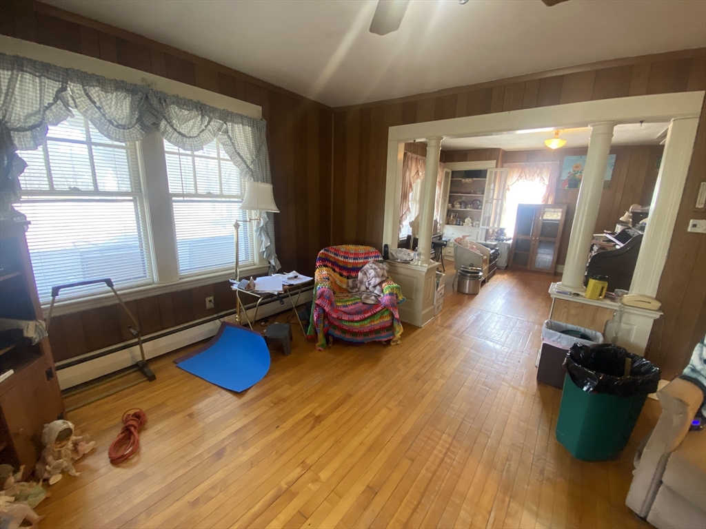 707 Main Street Oxford, MA 01537 - Photo 12 of 34