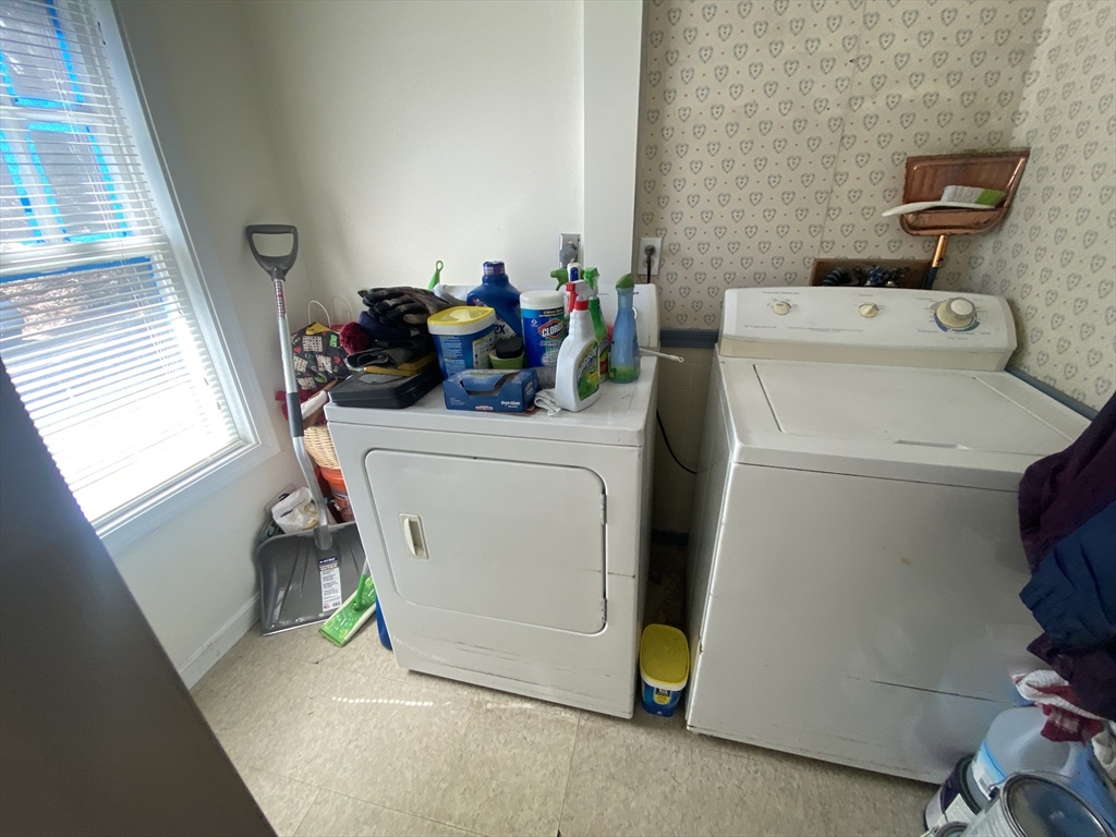 707 Main Street Oxford, MA 01537 - Photo 20 of 34