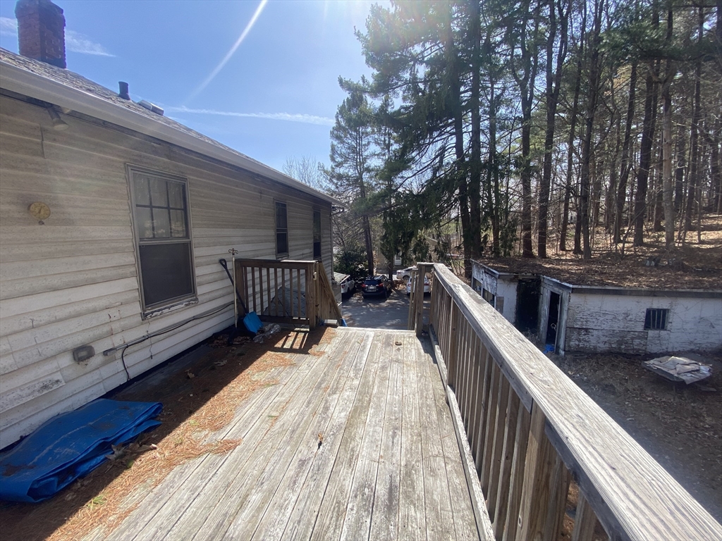 707 Main Street Oxford, MA 01537 - Photo 33 of 34