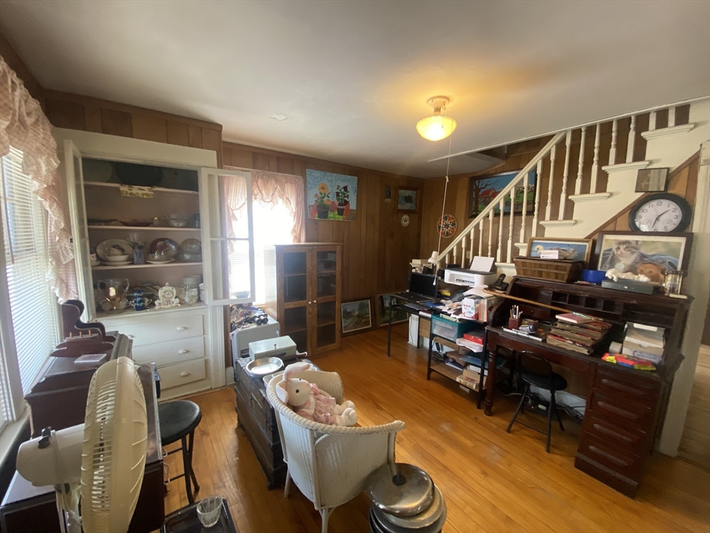 707 Main Street Oxford, MA 01537 - Photo 9 of 34