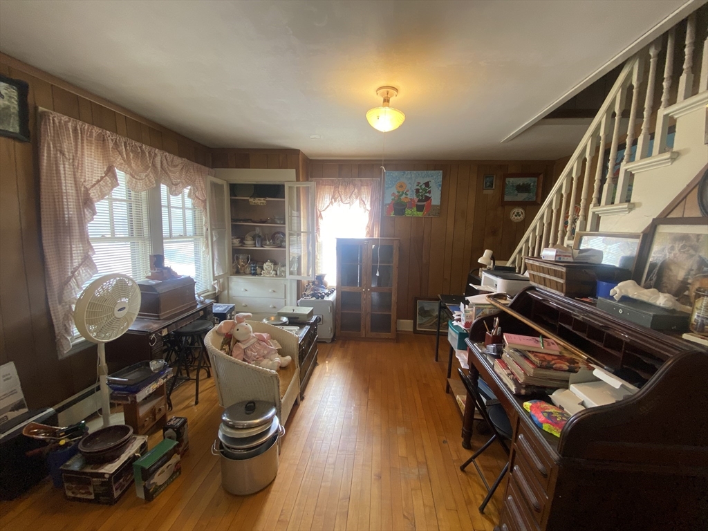 707 Main Street Oxford, MA 01537 - Photo 10 of 34