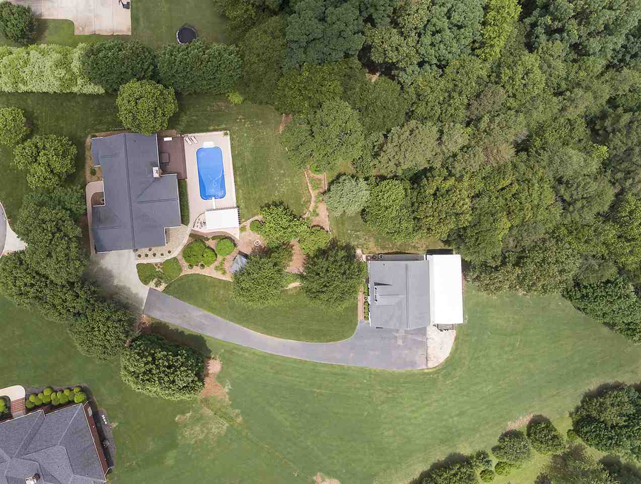 13 Rene Court Greer, SC 29651 - Photo 4 of 35 Gallery Image 4