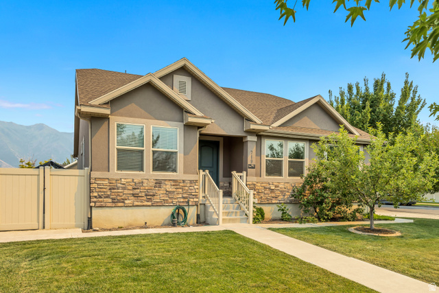 719 Shavey Lane Springville, UT 84663 - Photo 2 of 33