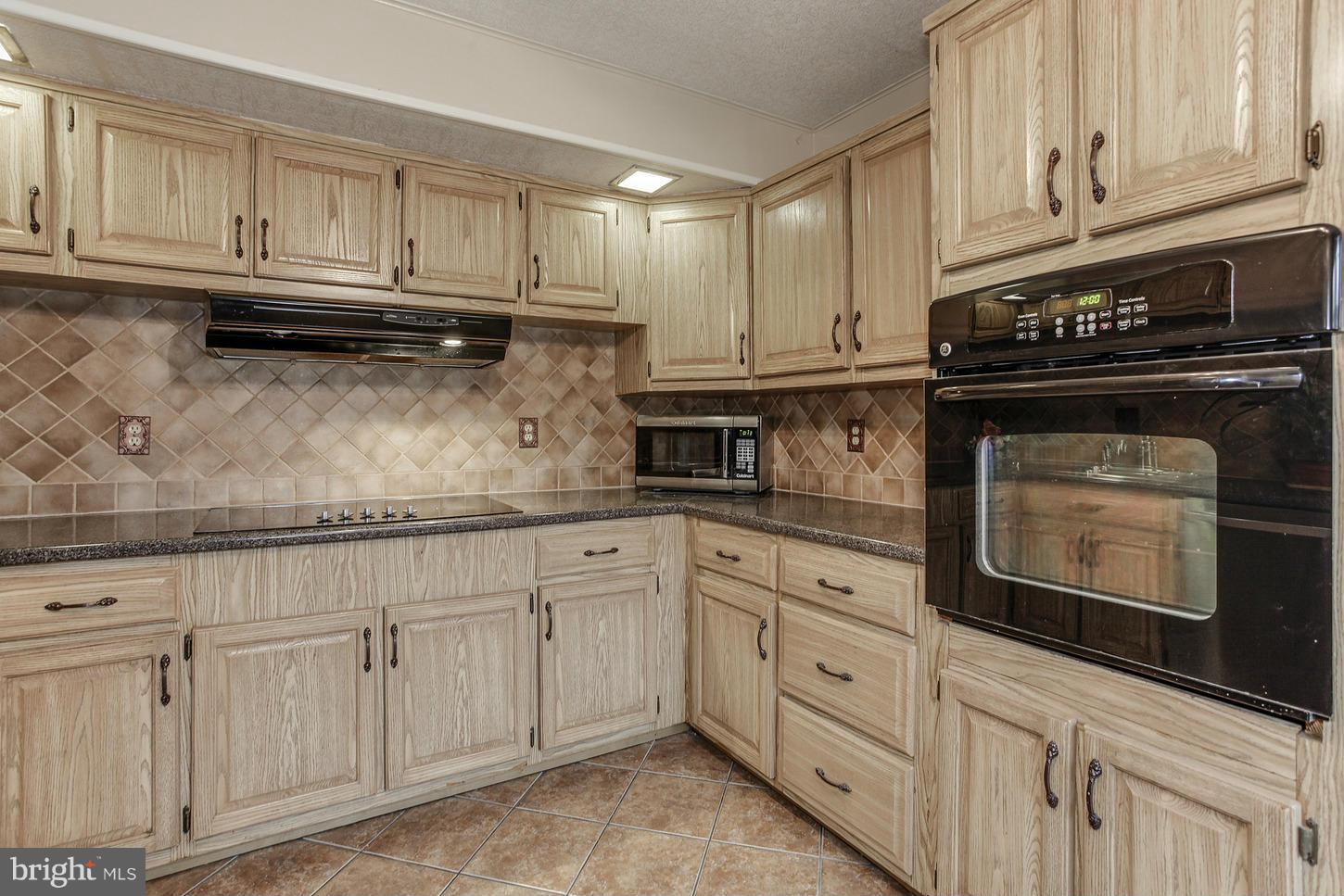 1108 Chiswell Lane Silver Spring, MD 20901 - Photo 11 of 29 Kitchen