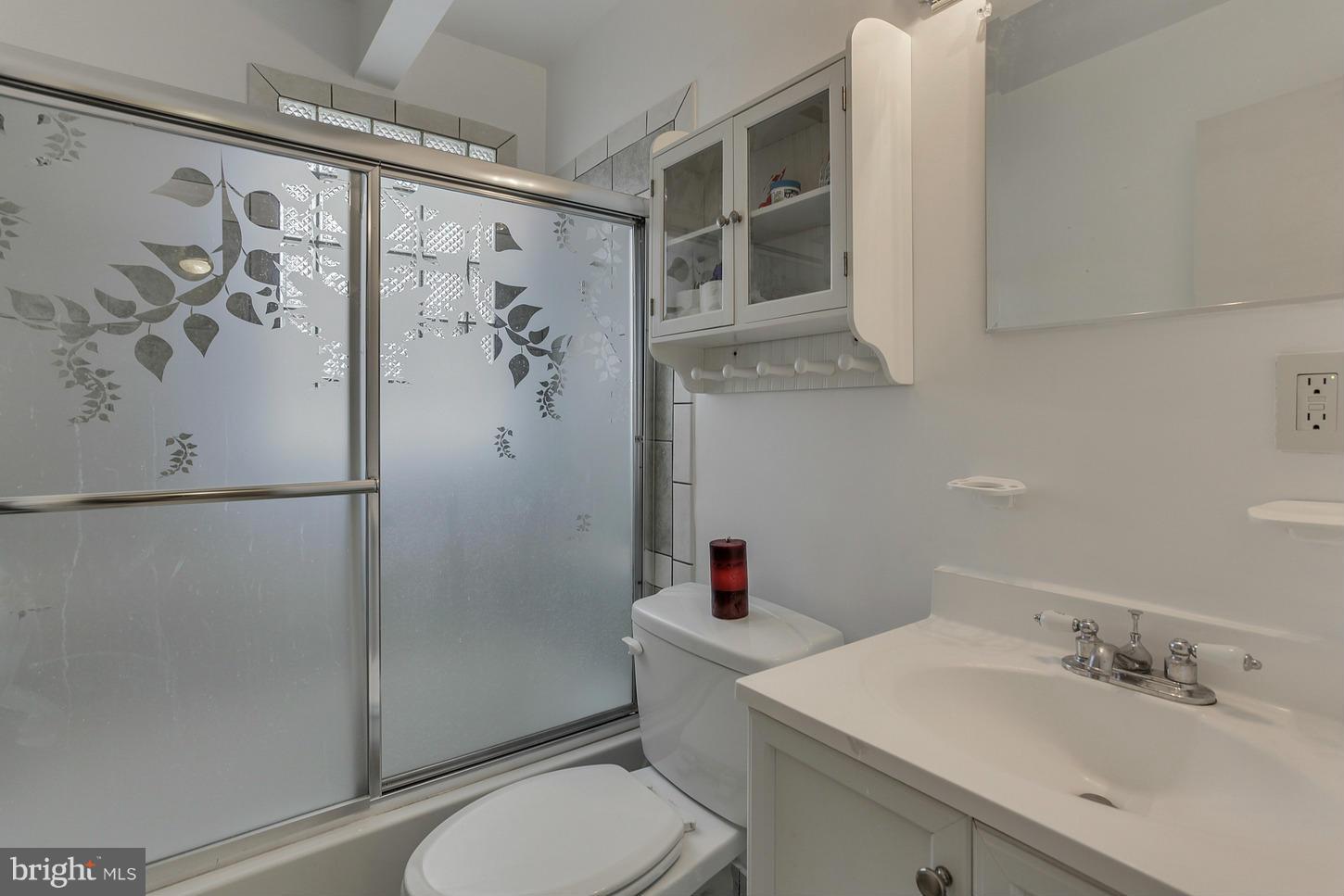 1108 Chiswell Lane Silver Spring, MD 20901 - Photo 22 of 29 Bath