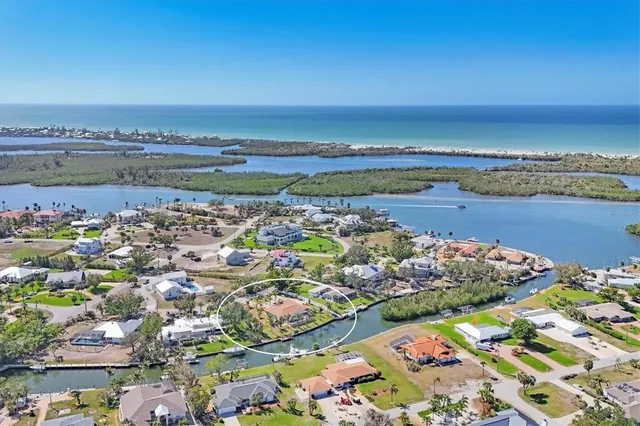 $1,550,000 | 30 Buccaneer Bend, Placida, FL 33946