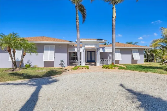 $1,550,000 | 30 Buccaneer Bend, Placida, FL 33946