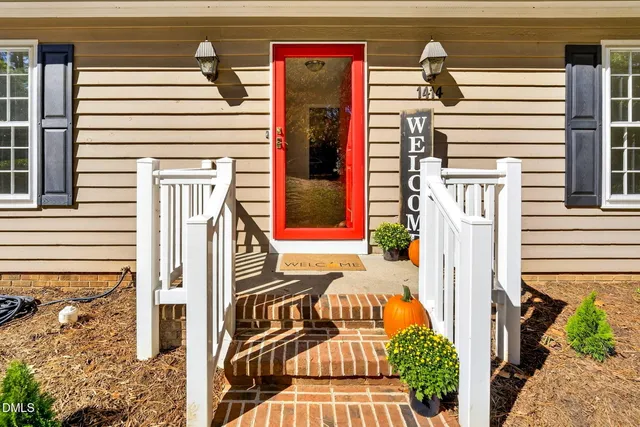 a view of front door of house