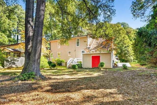 a picture of a bench in a building