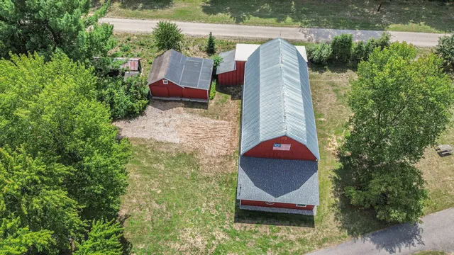 $1,250,000 | 13023 Gleason Lane, Fruitport, MI 49415