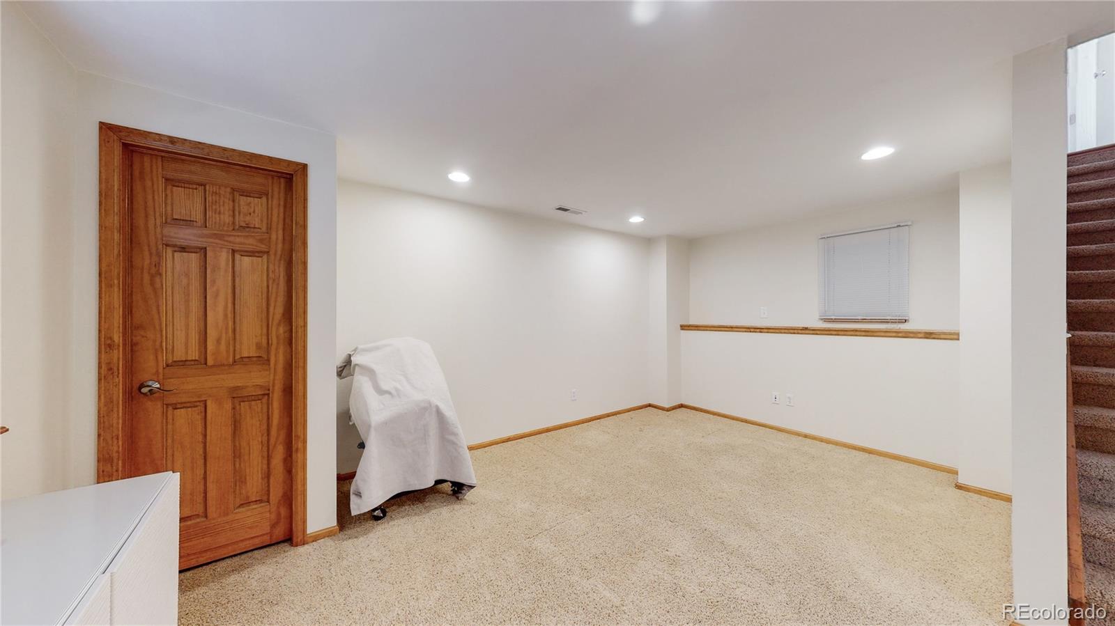 4841 Tarcoola Lane Highlands Ranch, CO 80130 - Photo 14 of 39 a view of an empty room