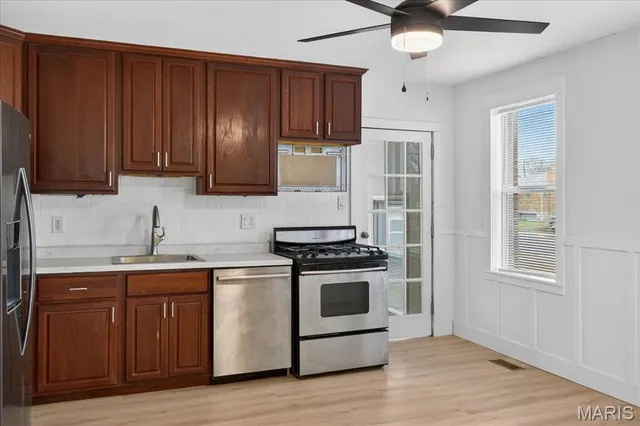 $1,950 | 3815 Bayless Avenue, St. Louis, MO 63125