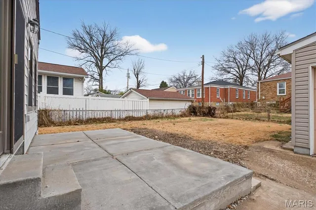 $1,950 | 3815 Bayless Avenue, St. Louis, MO 63125