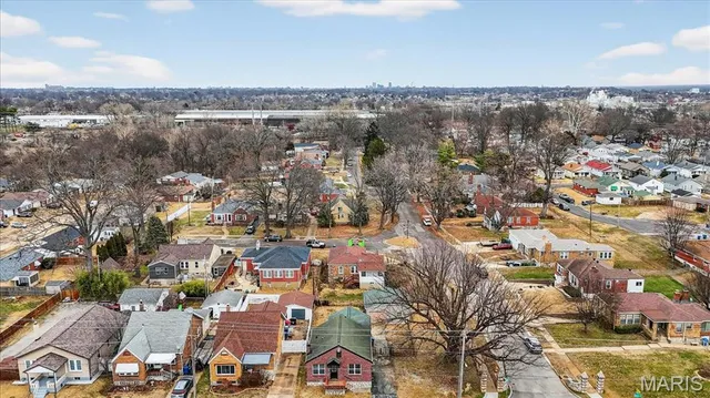 $1,950 | 3815 Bayless Avenue, St. Louis, MO 63125