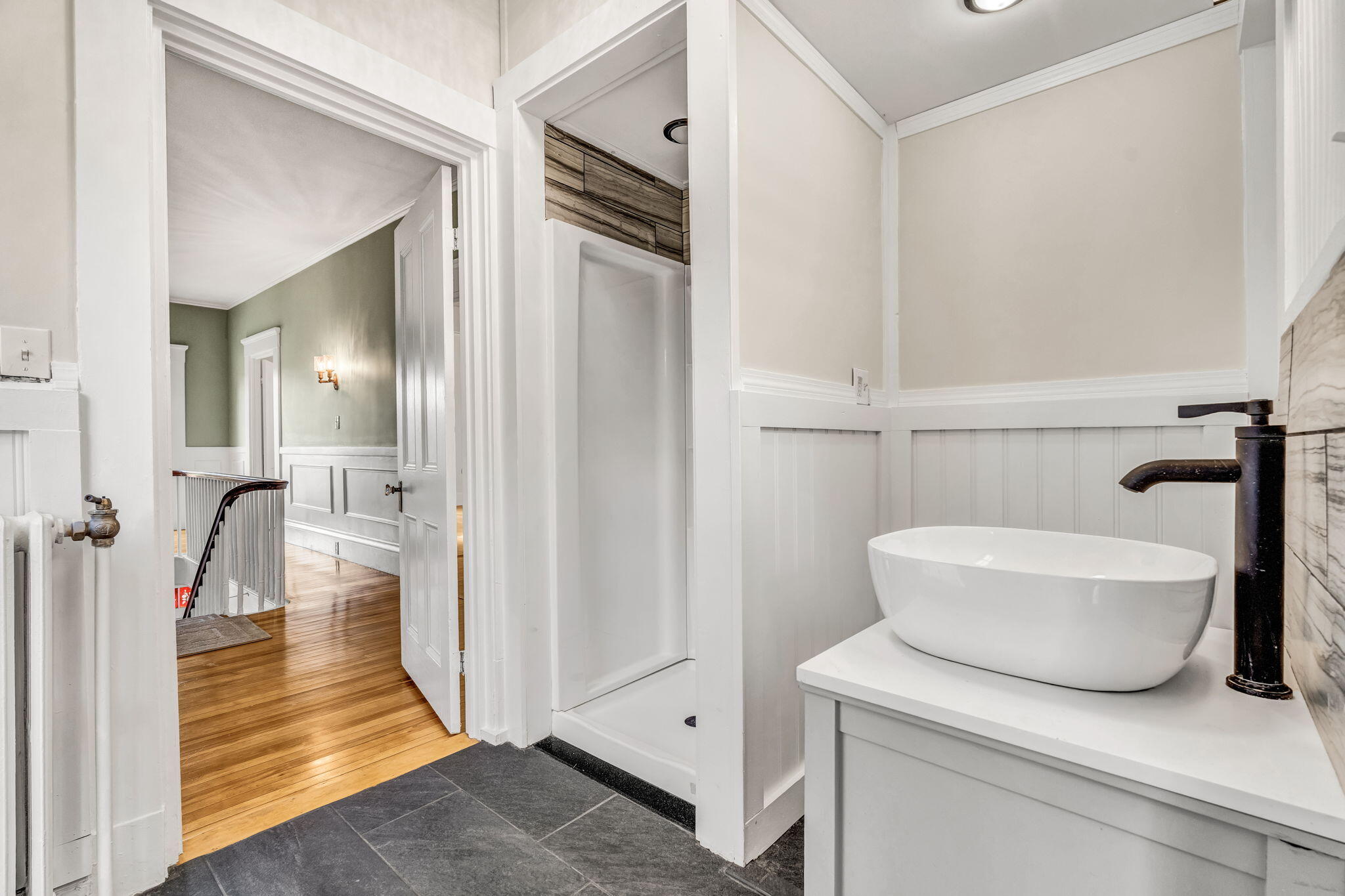 180 Main Road North Hampden, ME 04444 - Photo 58 of 129 Second floor bathroom