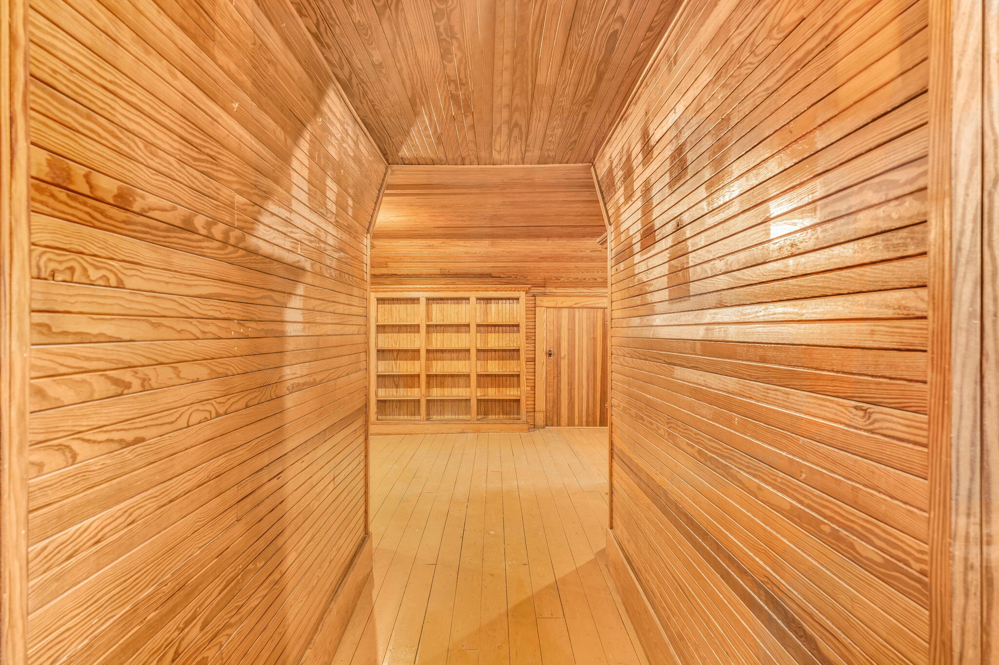 180 Main Road North Hampden, ME 04444 - Photo 67 of 129 3rd floor library, playroom, study