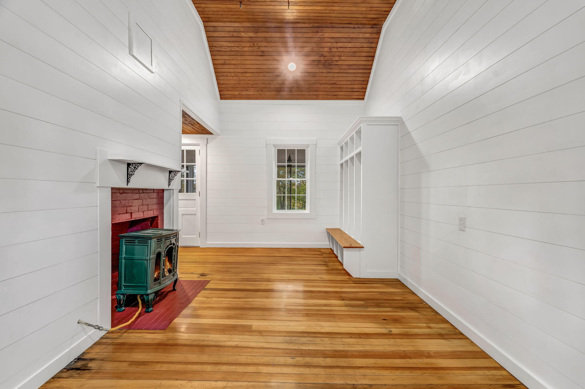 180 Main Road North Hampden, ME 04444 - Photo 7 of 129 Mudroom