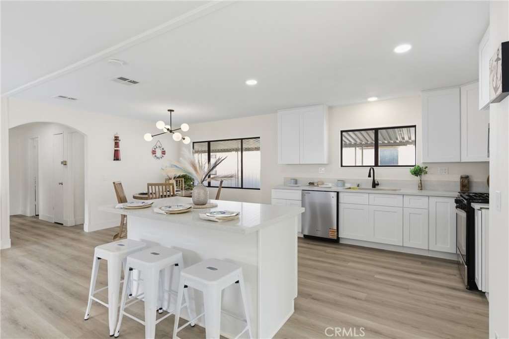 300 North Rampart Street, Unit 152 Orange, CA 92868 - Photo 12 of 29