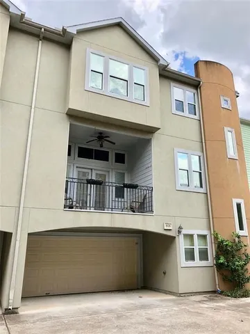 $2,695 | 918 West 26th Street, Houston, TX 77008
