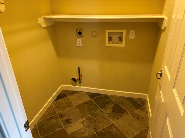 a bathroom with a tub