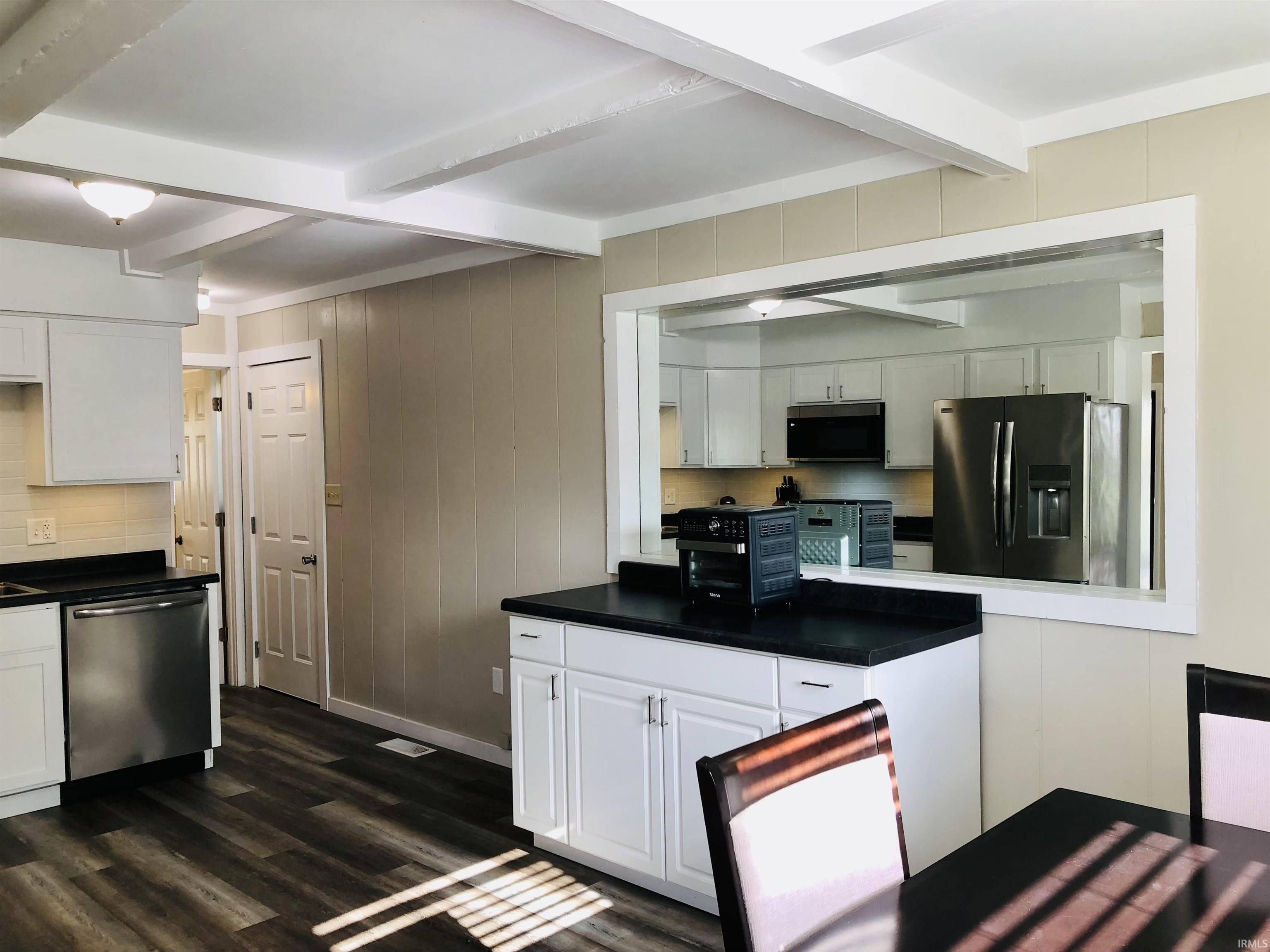 6020 Altadena Drive Fort Wayne, IN 46816 - Photo 11 of 33