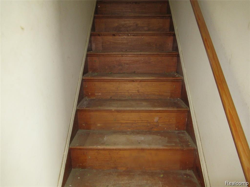 21604-21608 Moross Road Detroit, MI 48236 - Photo 8 of 23
