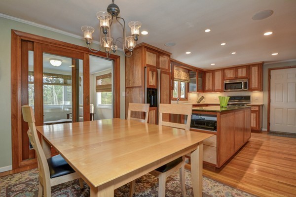 12 Brucewood Road Acton, MA 01720 - Photo 8 of 30 Gallery Image 8