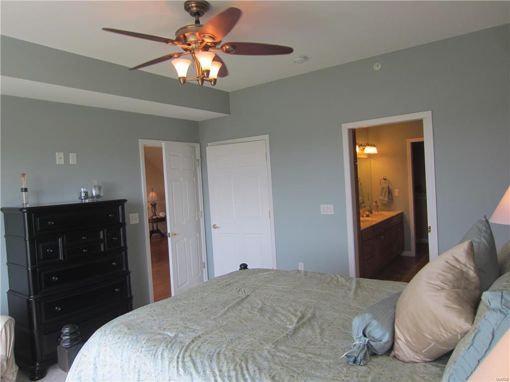 401 Timber Ridge Drive, Unit 27 Grafton, IL 62037 - Photo 21 of 41