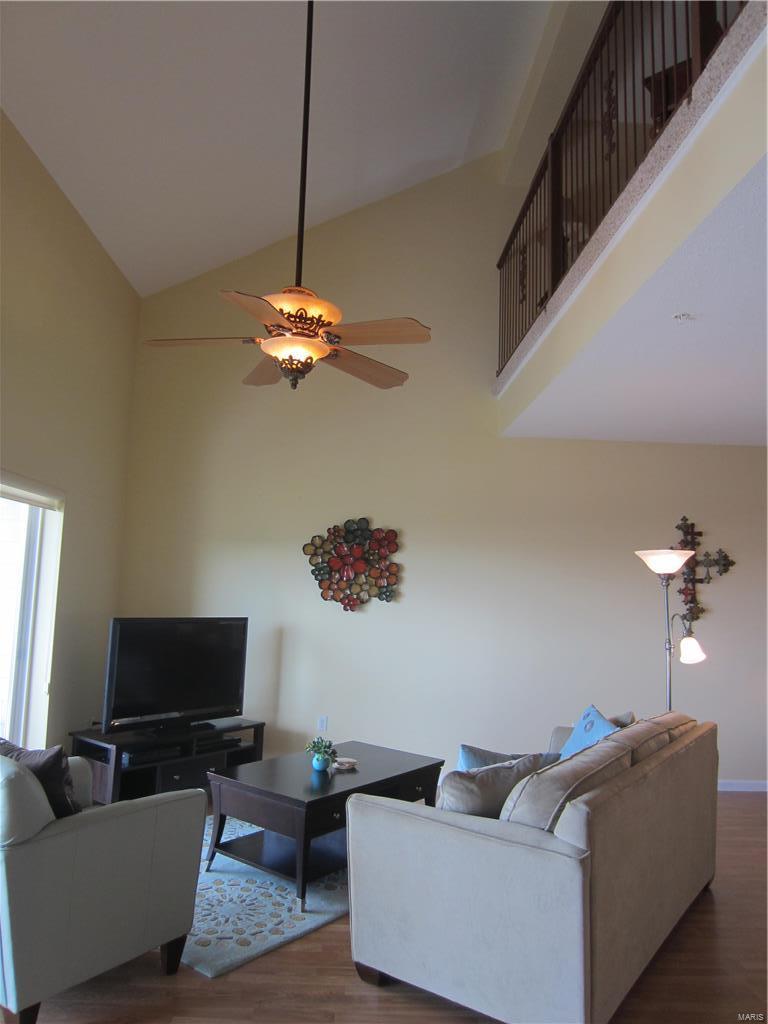 401 Timber Ridge Drive, Unit 27 Grafton, IL 62037 - Photo 7 of 41