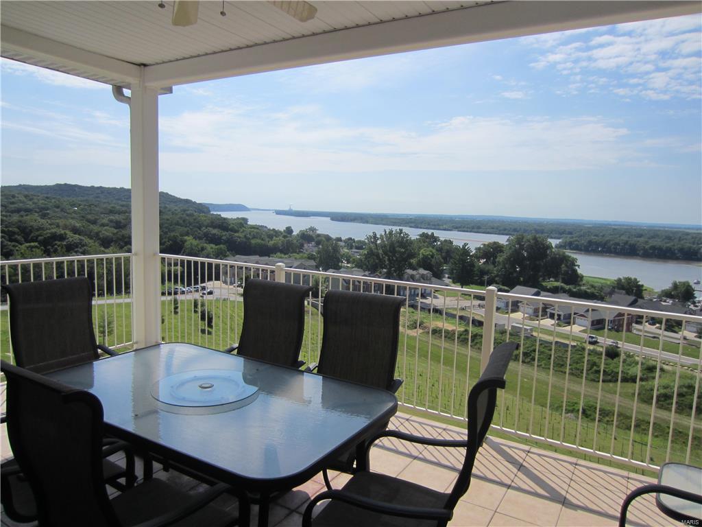 401 Timber Ridge Drive, Unit 27 Grafton, IL 62037 - Photo 9 of 41