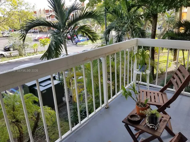 $1,900 | 7845 Camino Real, Unit O210, Miami, FL 33143