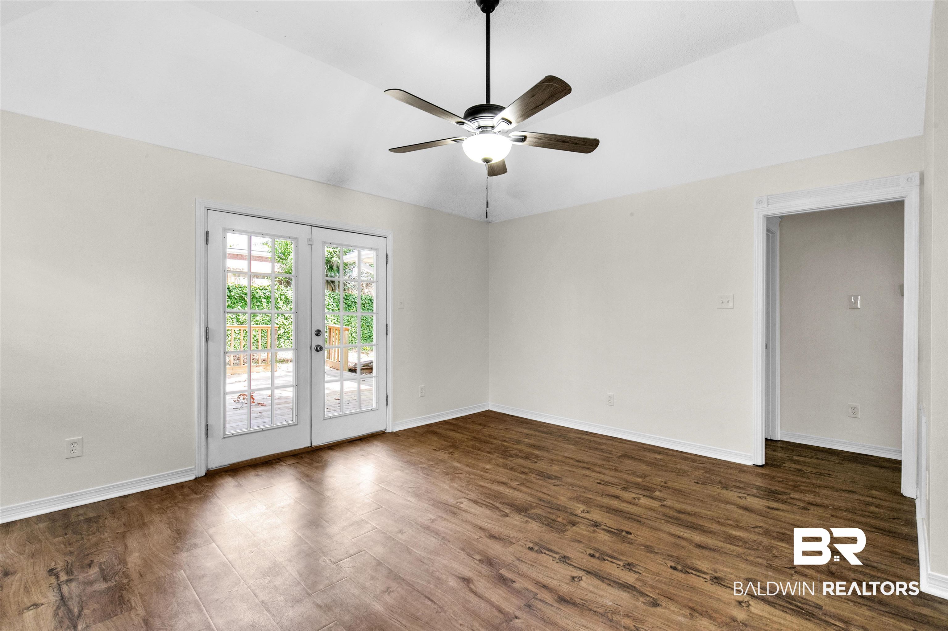 1060 Wildwood Avenue Mobile, AL 36609 - Photo 8 of 18