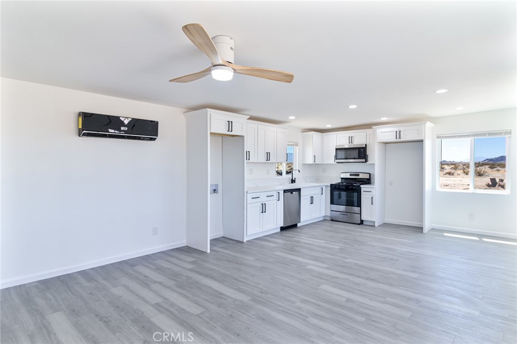 81884 Montgomery Road Twentynine Palms, CA 92277 - Photo 3 of 17