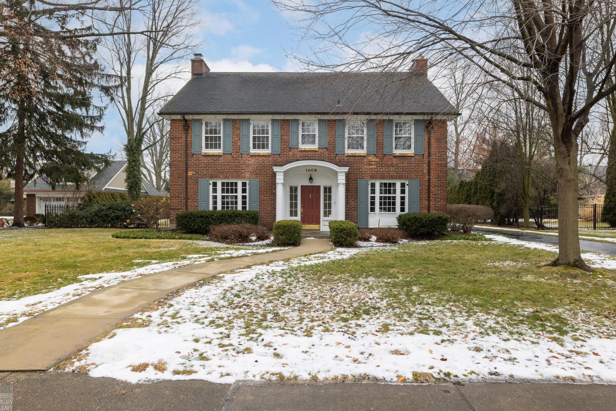 1009 Yorkshire Road Grosse Pointe, MI 48230 - Photo 1 of 38 Welcome Home!