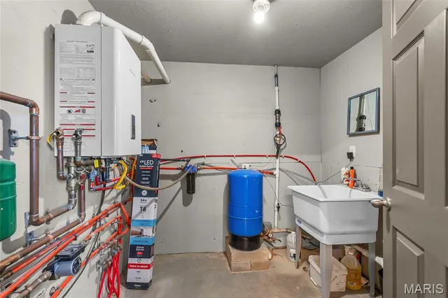 $727,400 | 16314 State Hwy K, Bloomfield, MO 63825